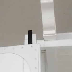 outdoor-shower-door-latch