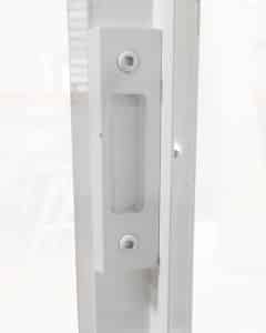 outdoor-shower-door-handle